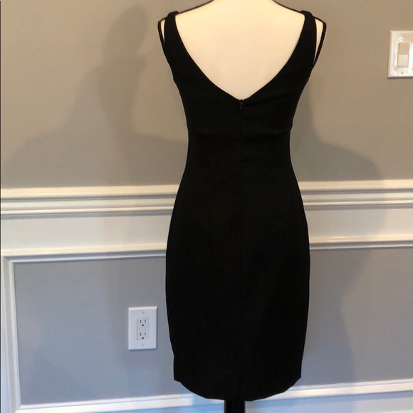 Little black dress - Picture 5 of 8